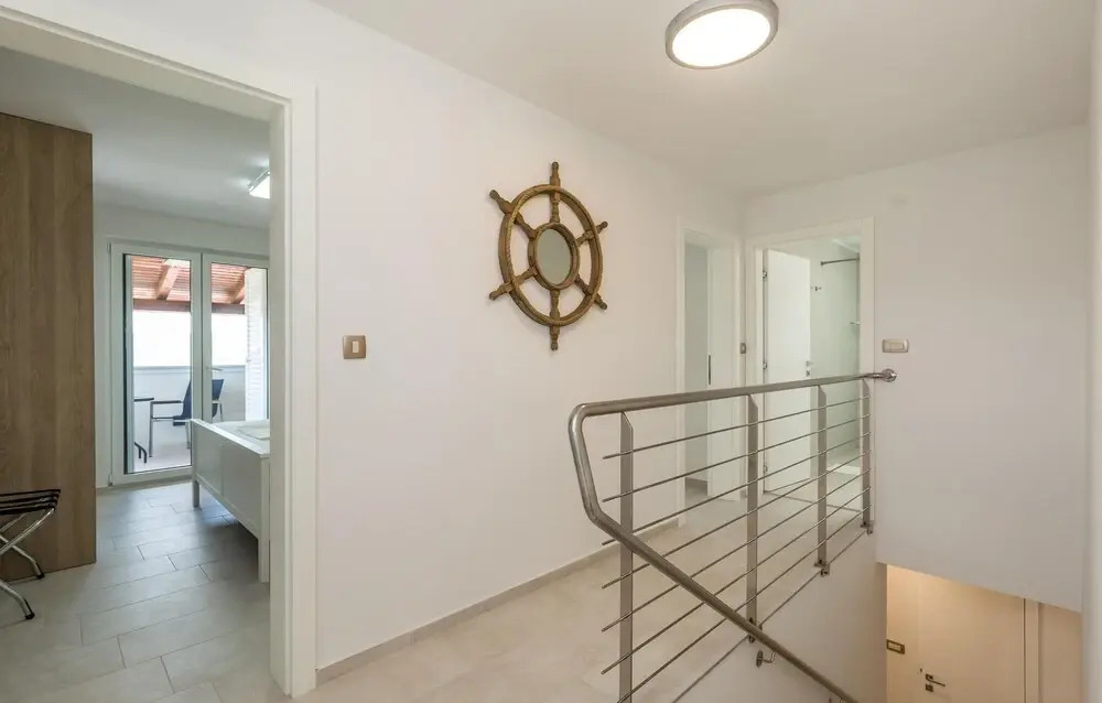 Stunning Home in Lopar with Outdoor Swimming Pool, Hot Tub & 4 Bedrooms