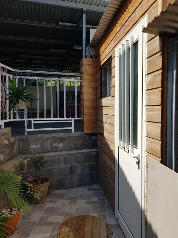 Studio in L Etang Sale , With Wonderful sea View, Furnished Terrace and Wifi - 6 km From the Beach