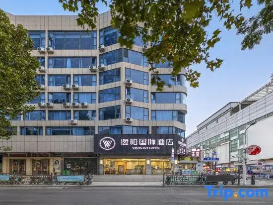 Yibai International Hotel (Zibo Wanxianghui Branch)