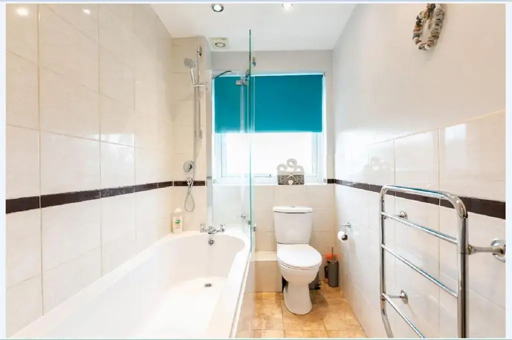 Gayton Court 2-Bedroom Flat in the Centre of Reigate