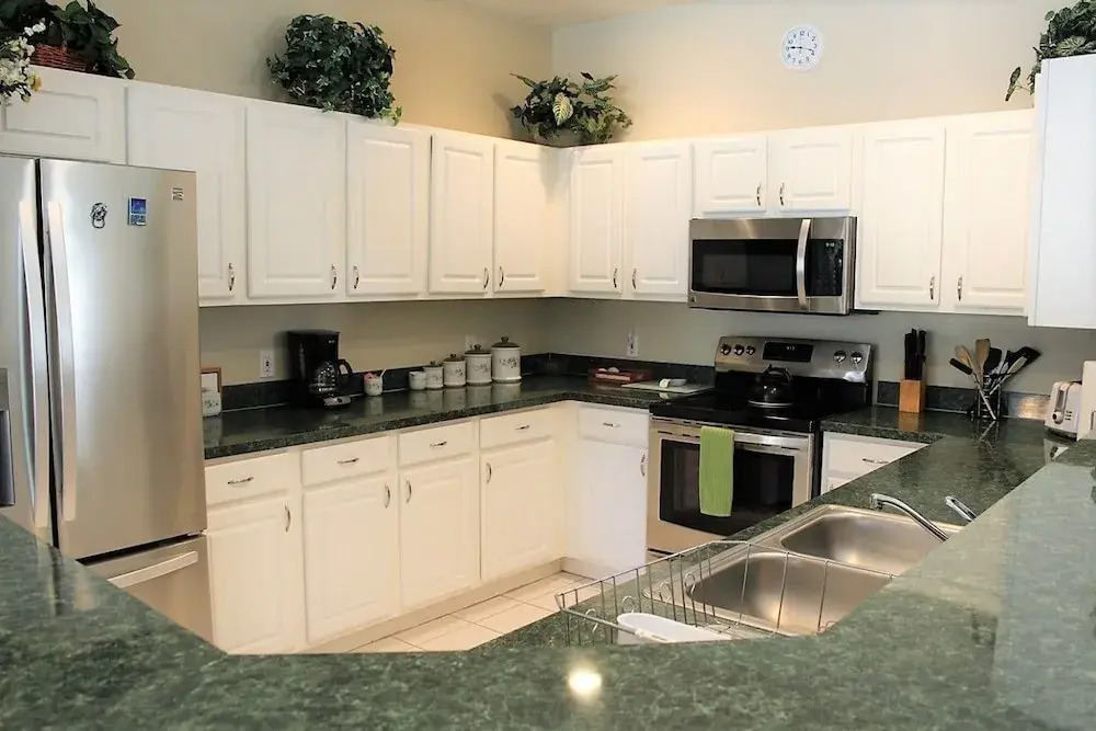 4 Bedroom Pool Home near Disney by Dreams VR