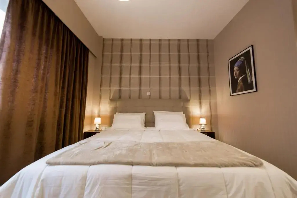 MARGARITAS SUITES