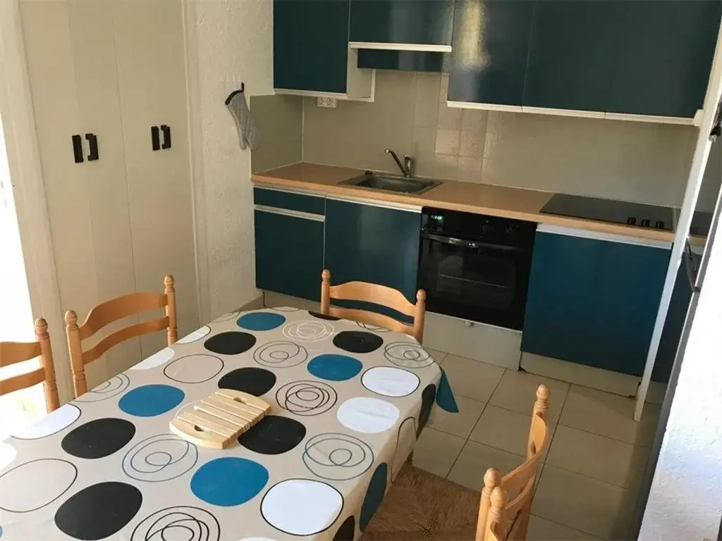 Appartement Port Leucate, 3 pièces, 6 personnes - FR-1-81-47