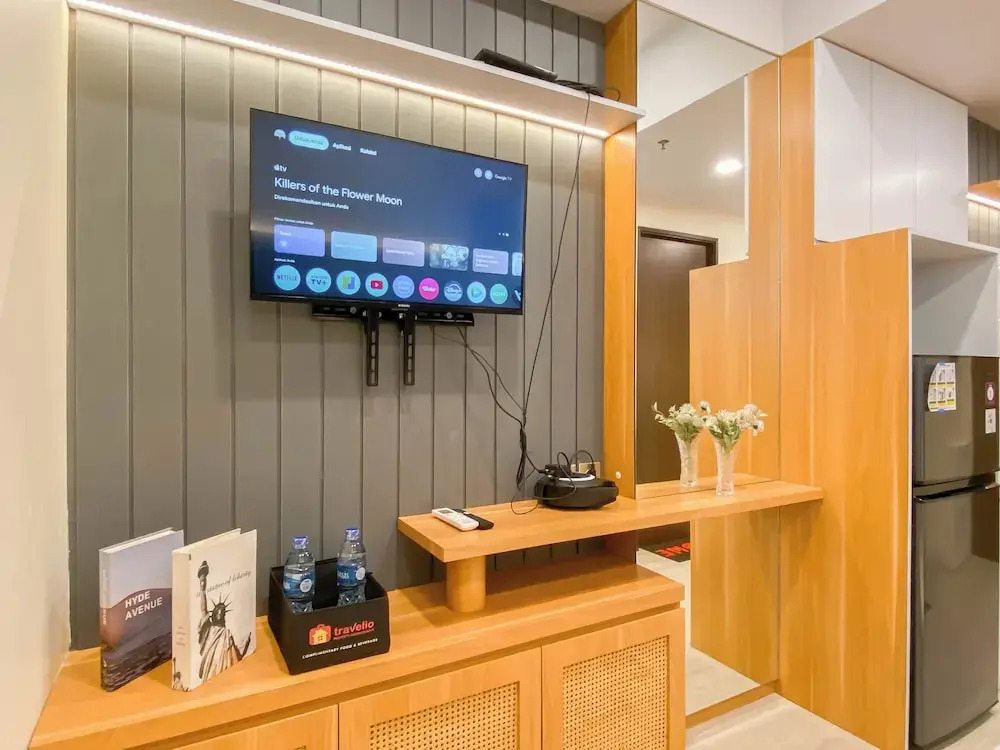 Cozy Studio Apartemen Transpark Cibubur by Royal Home Indonesia