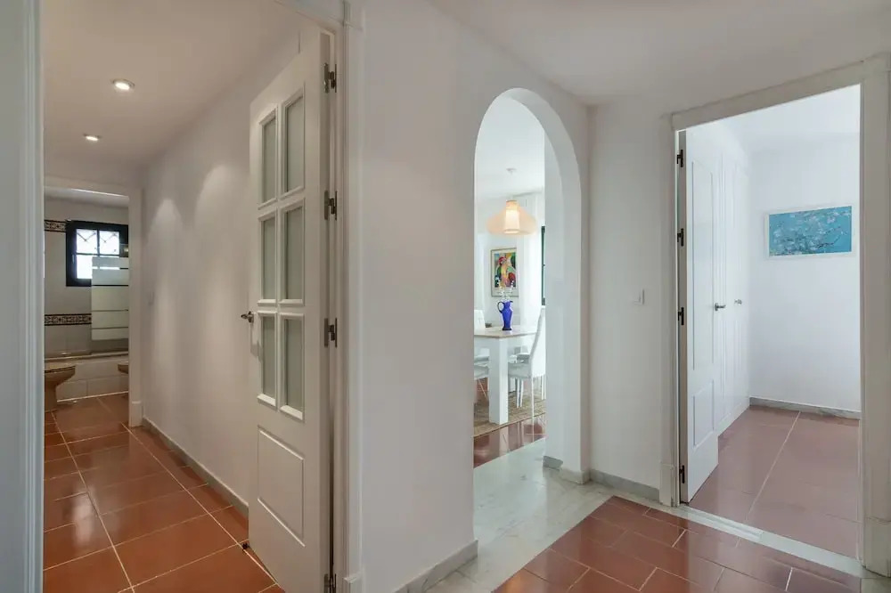 Sea-view Apartment for 7