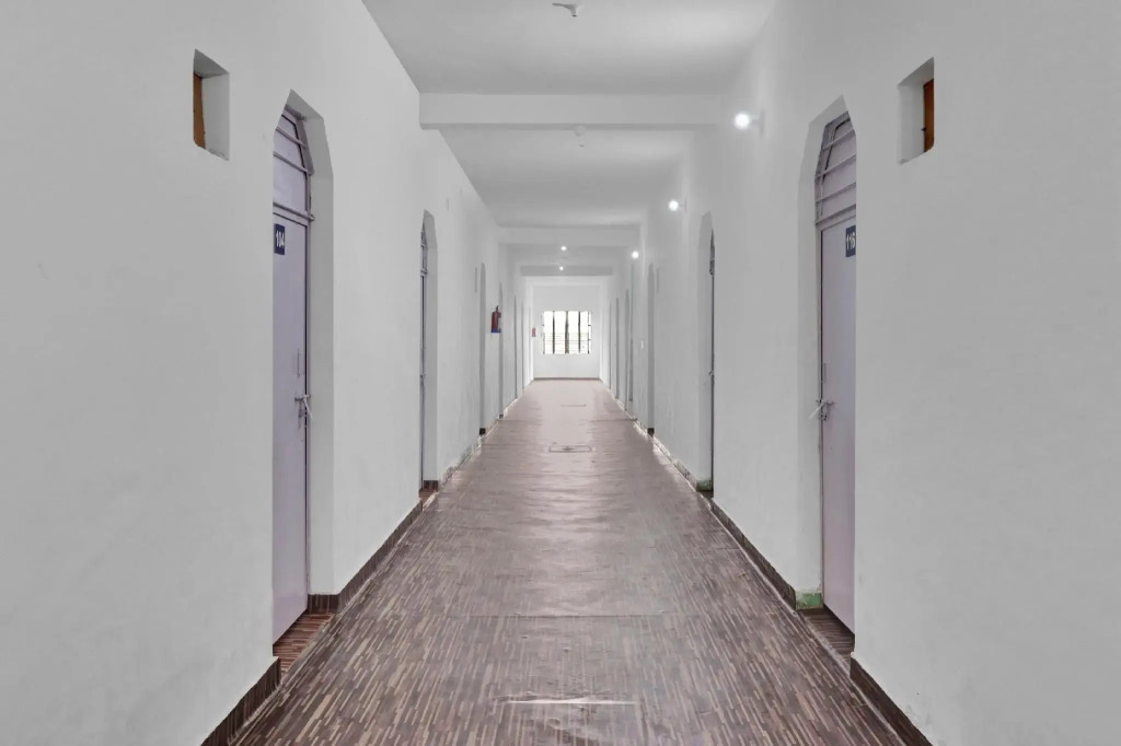 OYO Flagship 82759 Hotel The Skyland