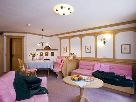 Posta Zirm Hotel