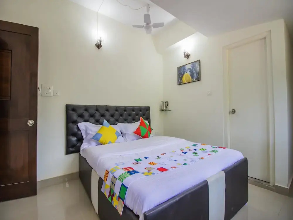OYO 13014 Home Scenic View Studio Dona Paula Beach