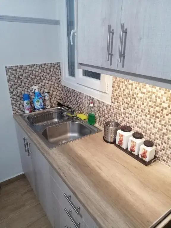 Apartment @Katehaki Metro