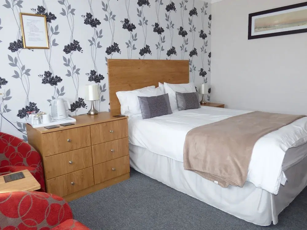 Kenmore Guest House