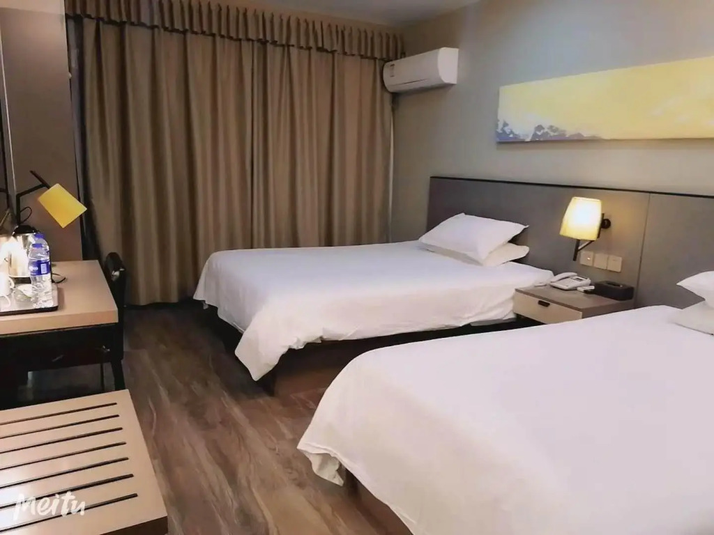 Elan Boutique Hotel Lianyungang Suning Plaza