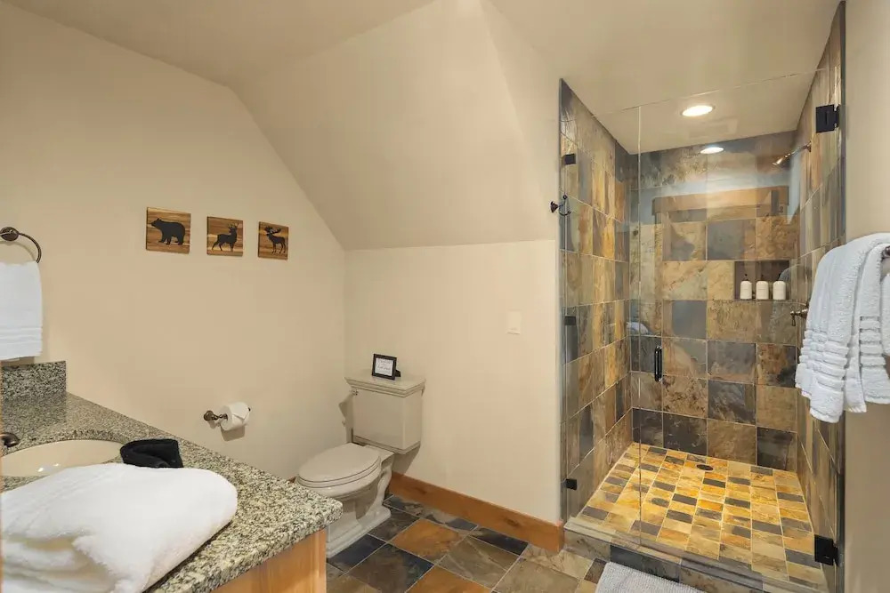 Hot Tub & Heated Patio! Suncadia Ski Getaway