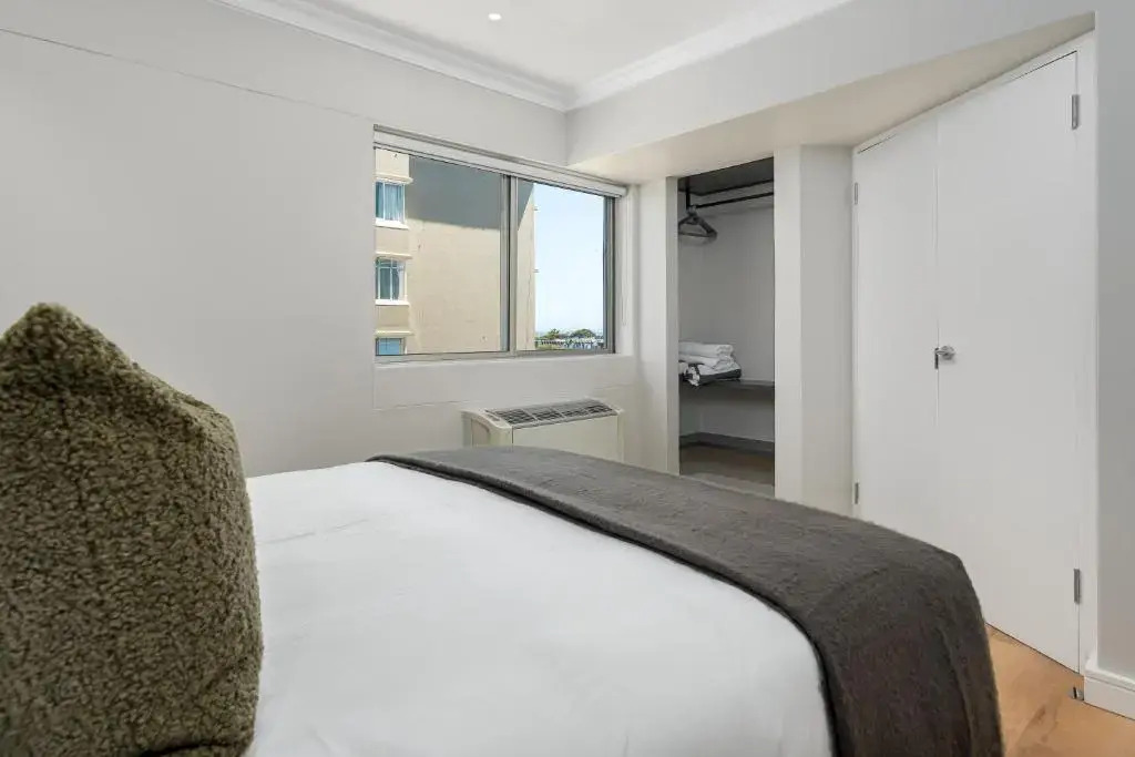 Point Break Luxury Apartments