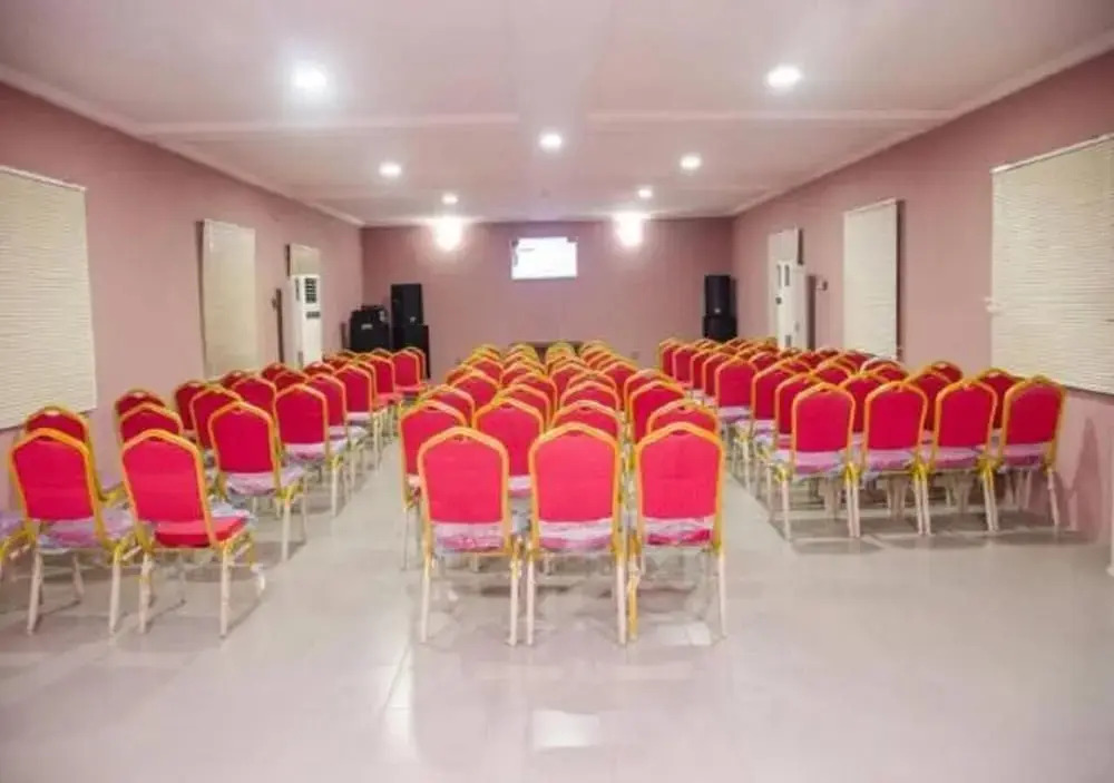Integrity Hotels & Suites