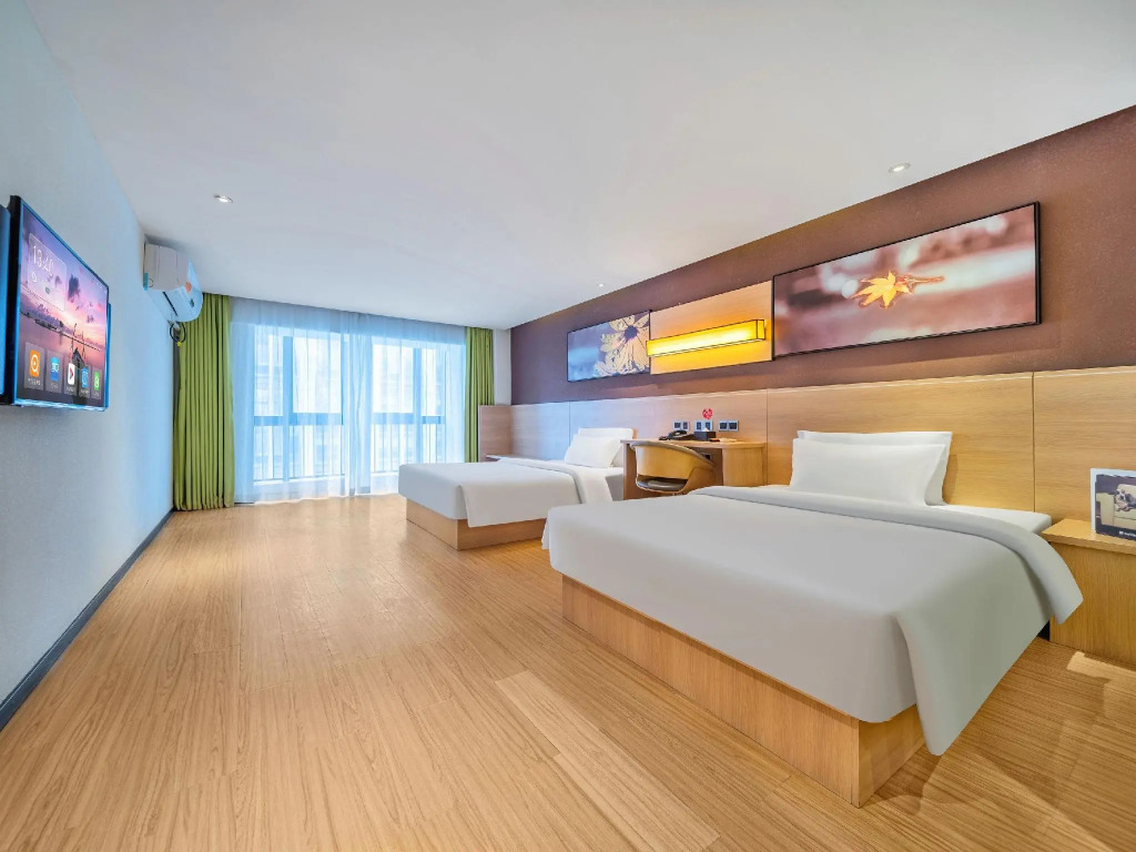 IU Hotel Chongqing Longtou Temple North Railway Station