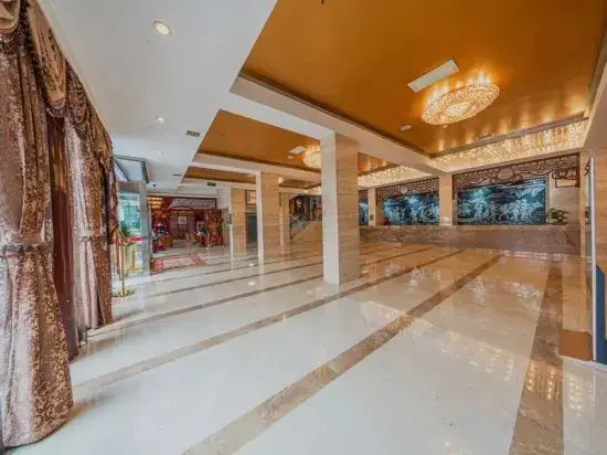 Phoenix Mingyun International Hotel (Phoenix Ancient City Branch)