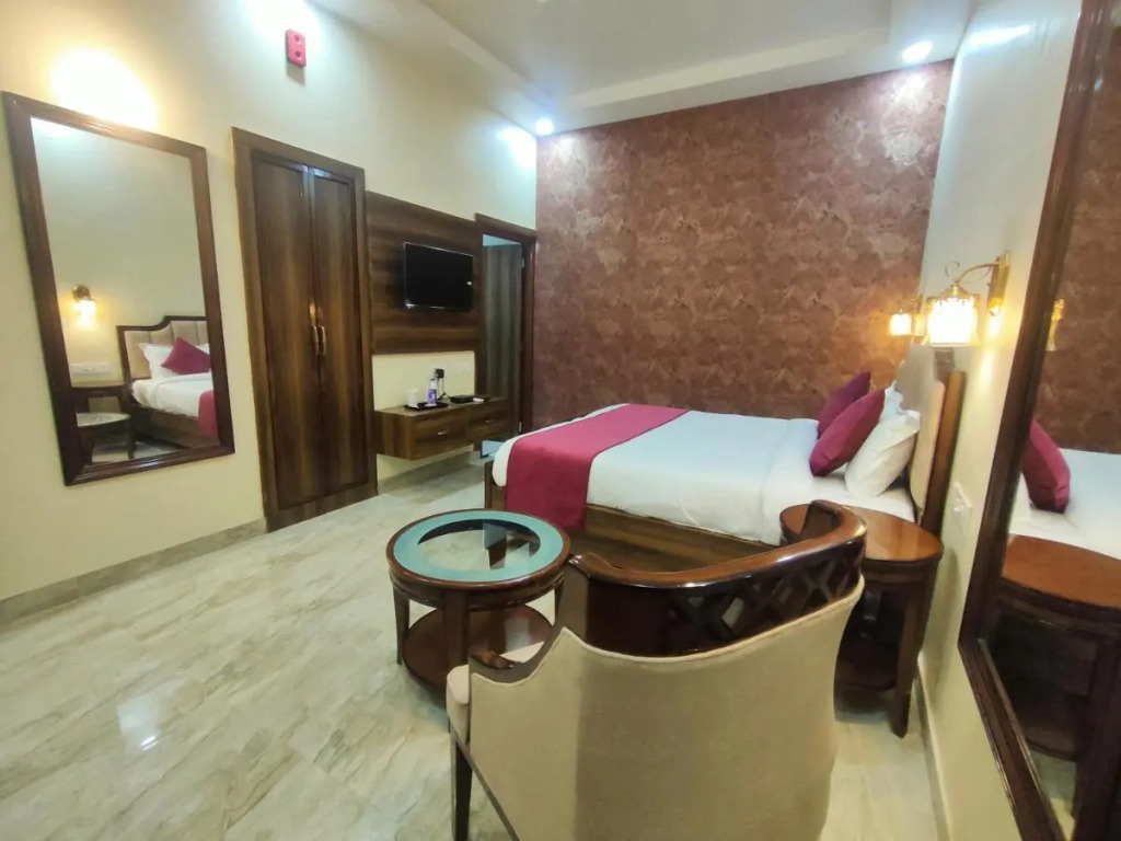 Hotel Kings Turban