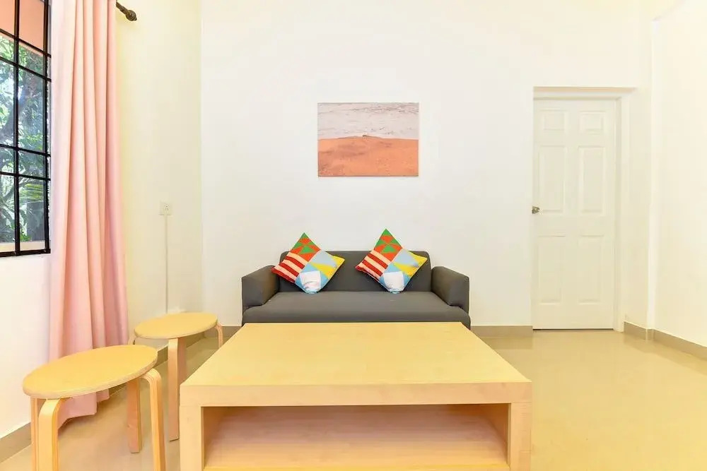 OYO Home 30657 Elegant Stay Near Lulu Mall
