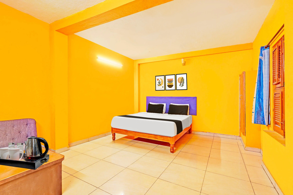 Super Hotel O Thavalakuppam Near Bus Stand