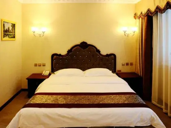 Petersburg Hotel (Building C)