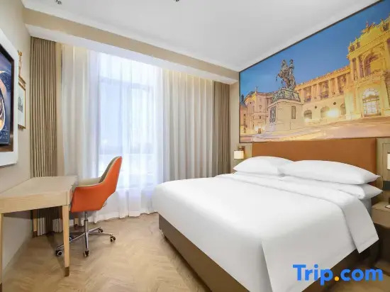 Vienna Hotel (Dongqilu Subway Station)