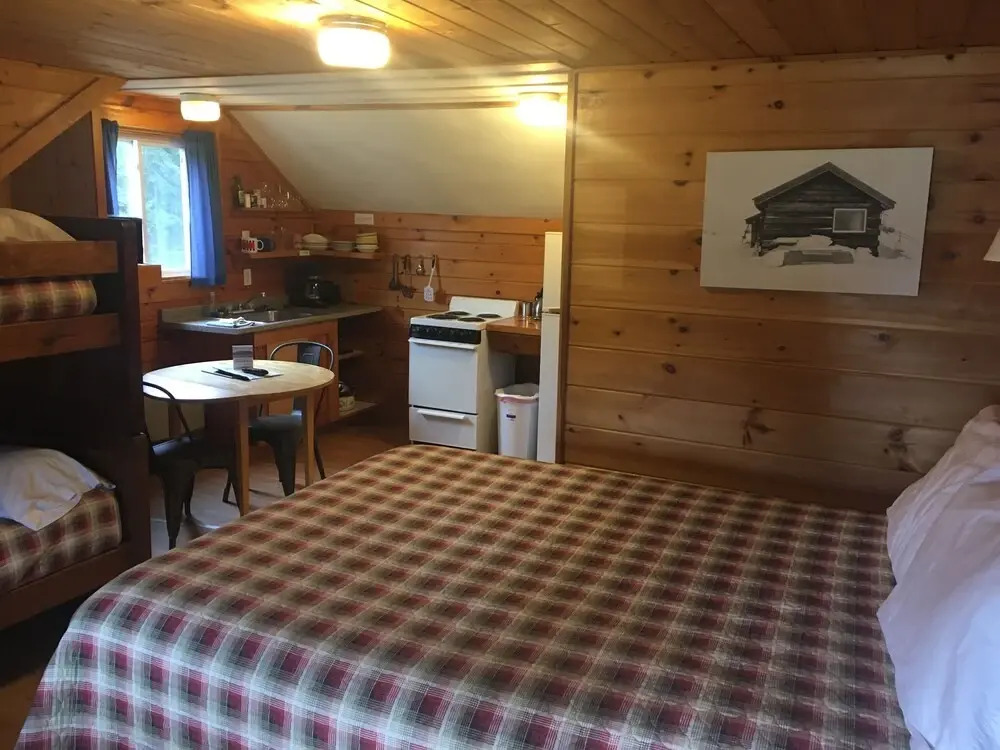 Mountain View Motel & Campground
