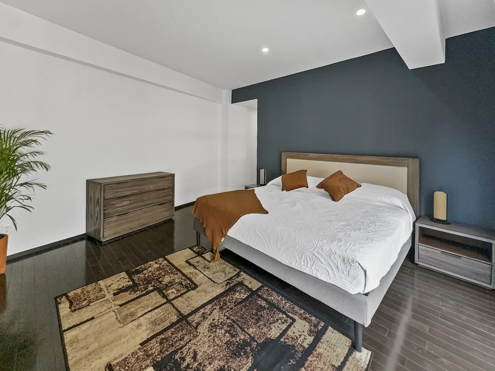 113-B201 Luxury 3br/2.5 baths in Condesa