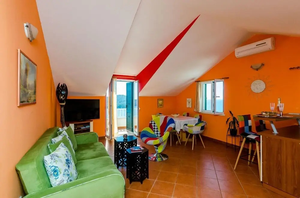 Villa Adrian - Six Bedroom Villa With Swimming Pool and Sea View ID Direct Booker 3663