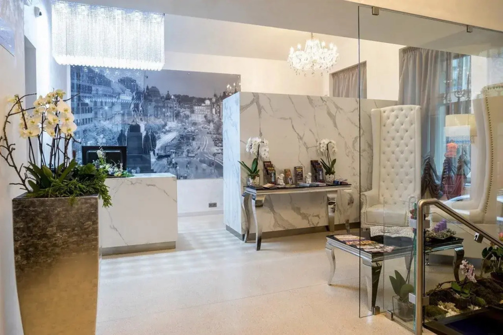 Wenceslas Hotel & Apartments