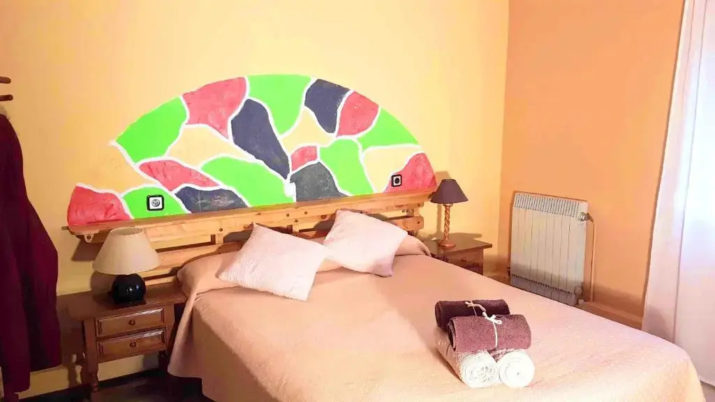 Spacious villa with private pool in La Puebla de Castro