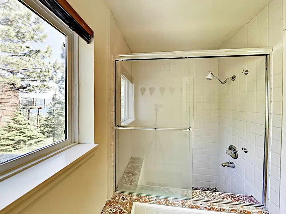 393 Tahoma - 4 Br Home