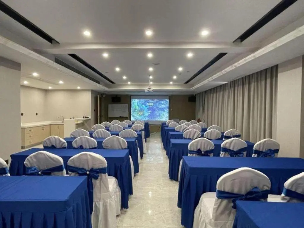 Echarm Hotel Yingshang Wuzhou Wanhui Square