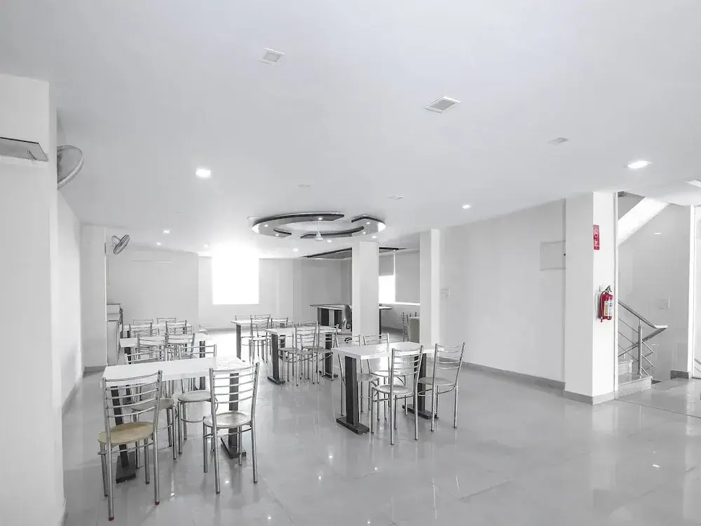 OYO 15154 Hotel Rock On