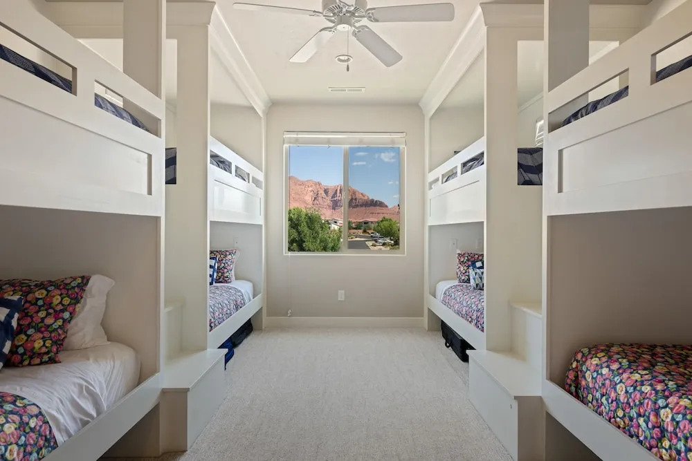 Great Escape At Zion #63 7 Bedroom Townhouse
