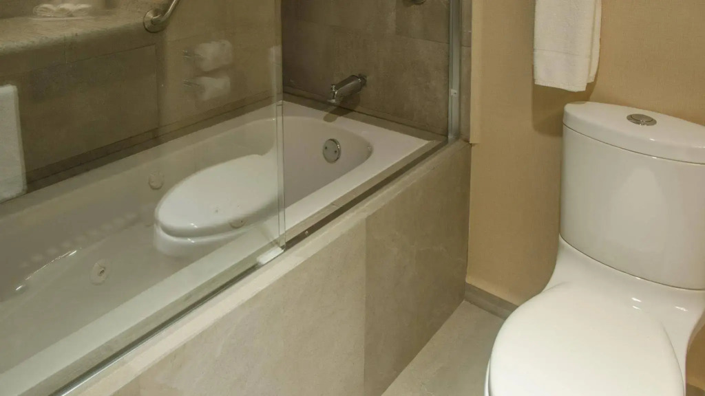 Holiday Inn Express and Suites Celaya by IHG