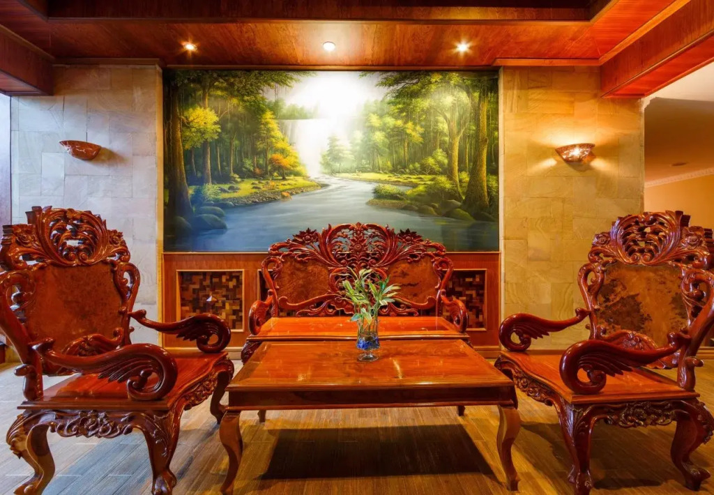 Blue River Hotel