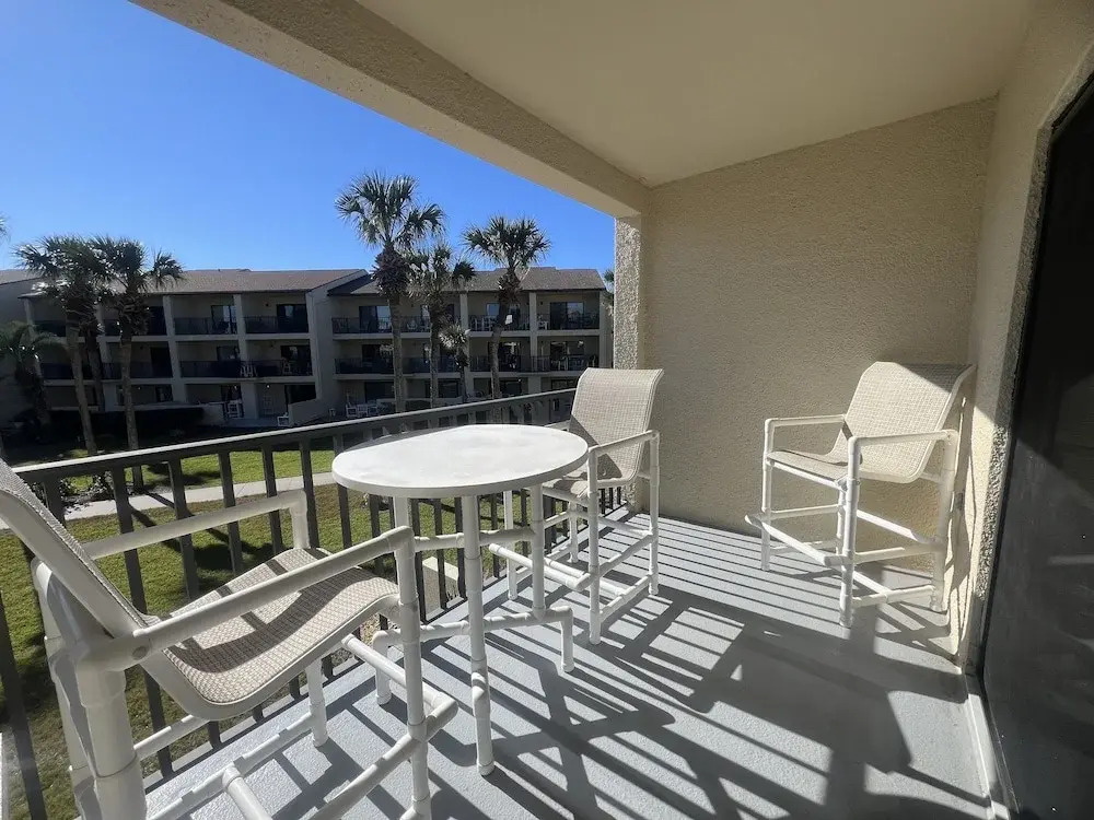 Ocean-view Condo With 2 Pools, Beach Access & Private Lanais