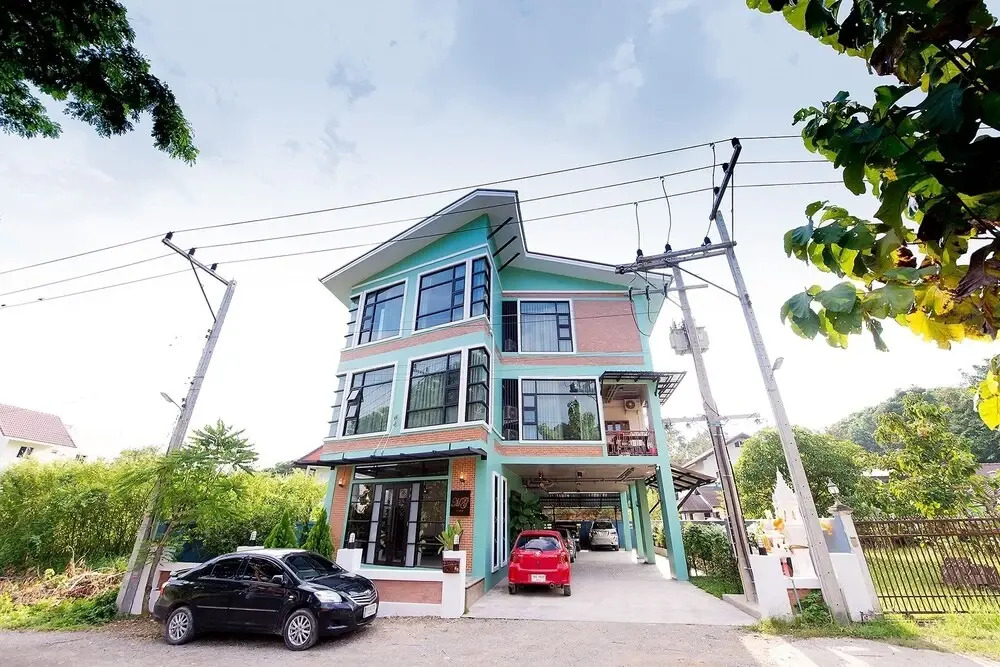 Mountain Green The Boutique
