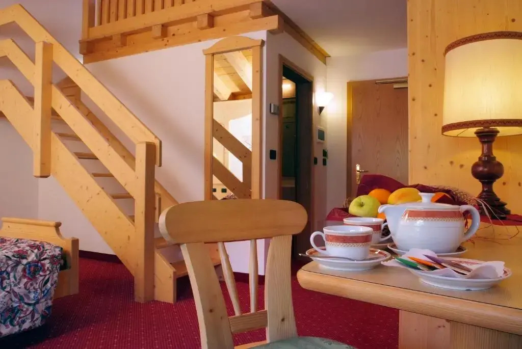 Hotel Alpino