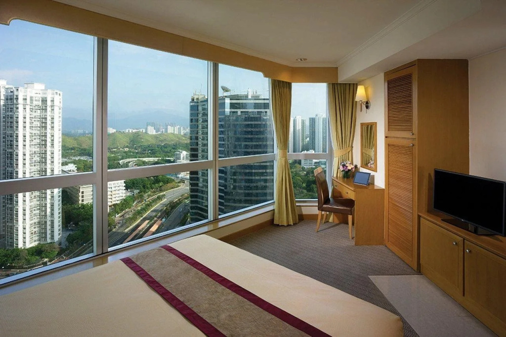 Harbour Plaza Resort City