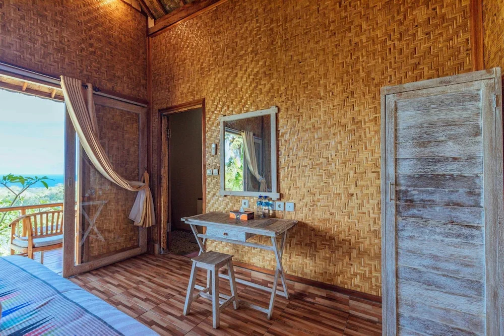 Atuh Forest Cottage