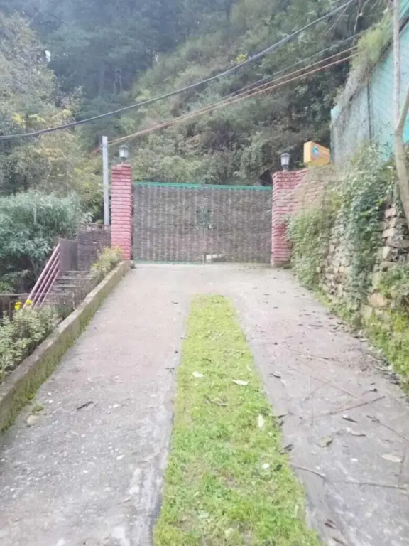 Asaka Himalayan Inspiration lodge Kasol
