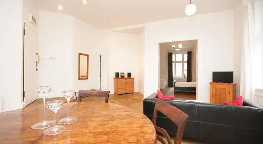 Marina Apartments - Apartament Wzorcownia