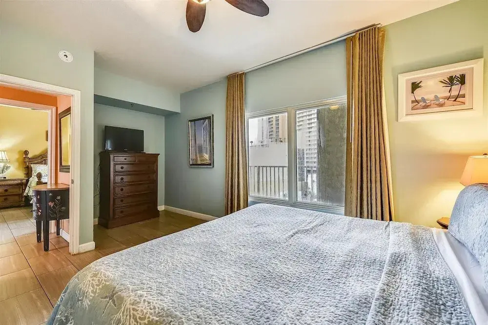 Shores Of Panama 821-2 Bd/3ba, Sleeps 8! Updated, No Carpet! Free Fun! 2 Bedroom Condo by RedAwning