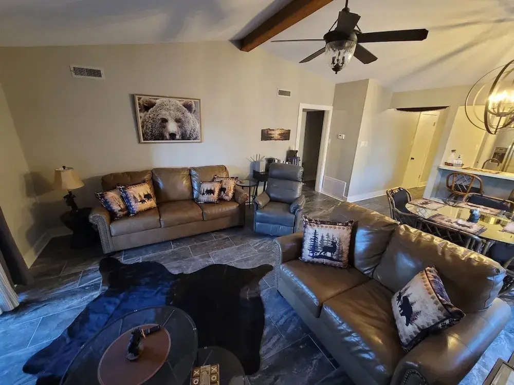 The Bear Den