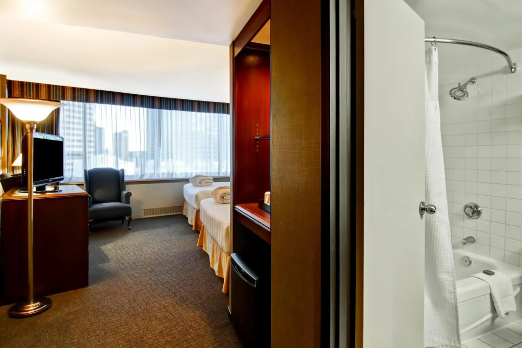 Chateau Lacombe Hotel