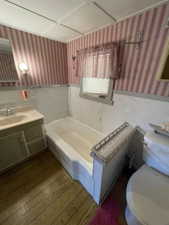 1901 House Limit 10 4 Bedroom Cottage by RedAwning