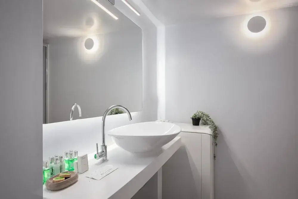 Vouliagmeni Stylish Apartment