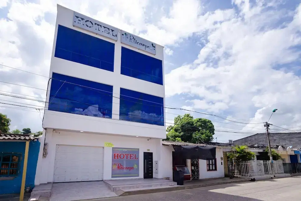 Hotel Policarpa
