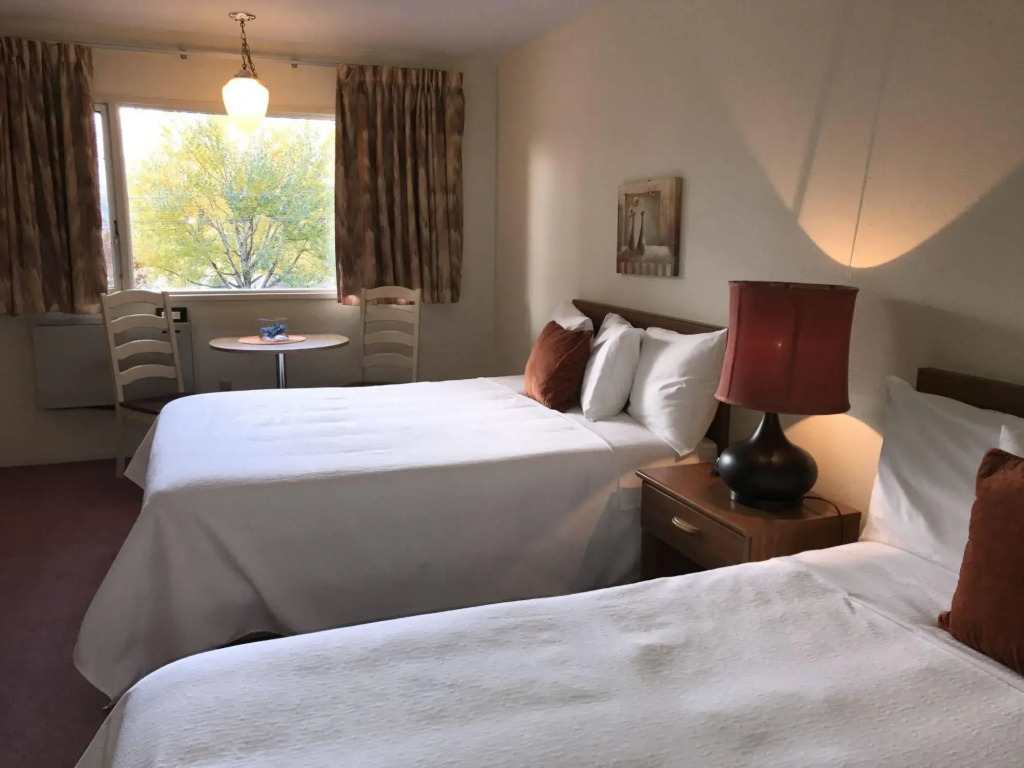 Gables Motel